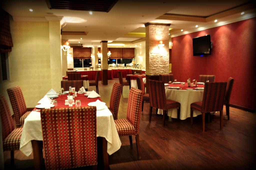 Al Higgi Hotel Yanbu Eksteriør billede