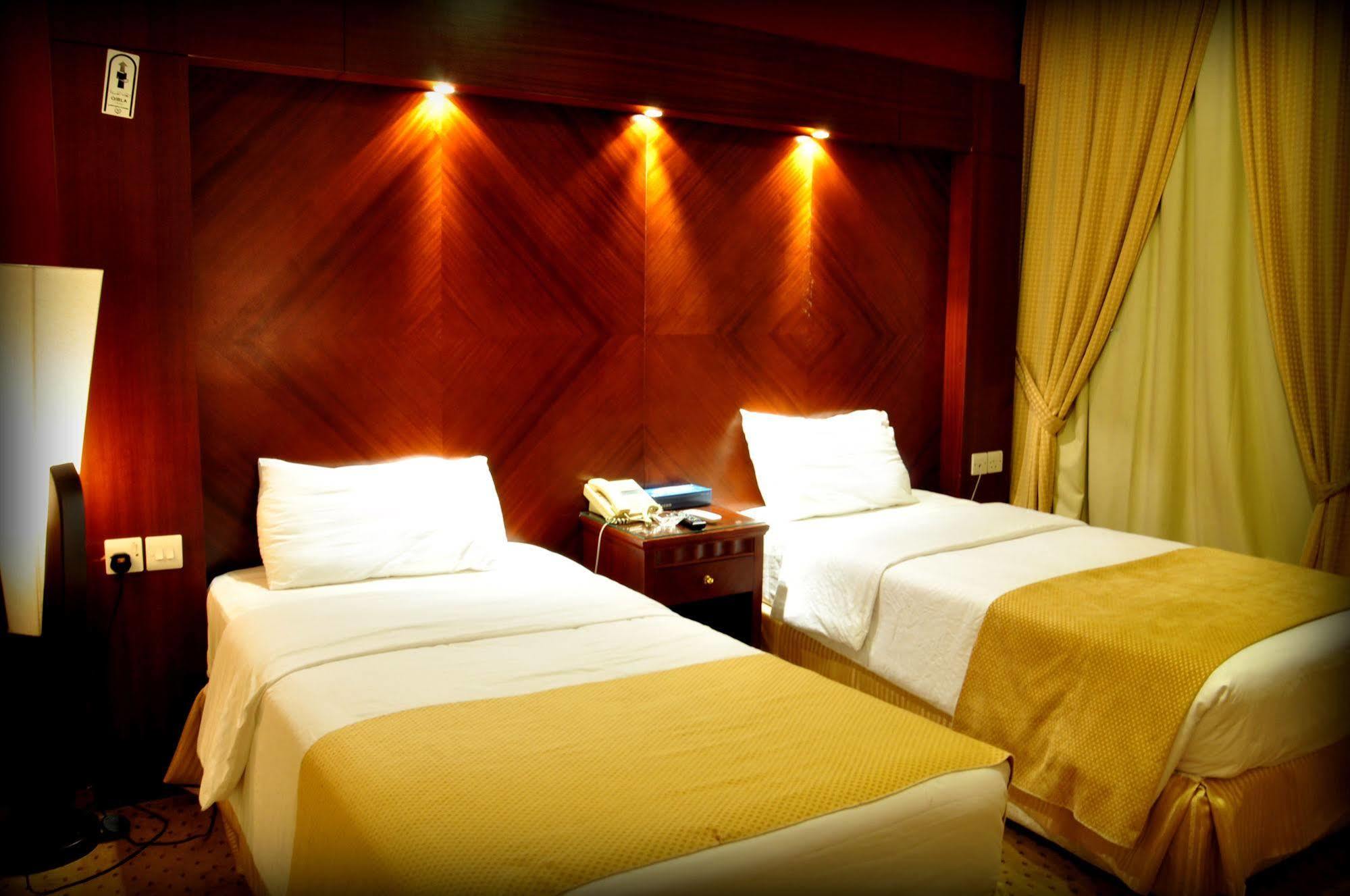 Al Higgi Hotel Yanbu Eksteriør billede