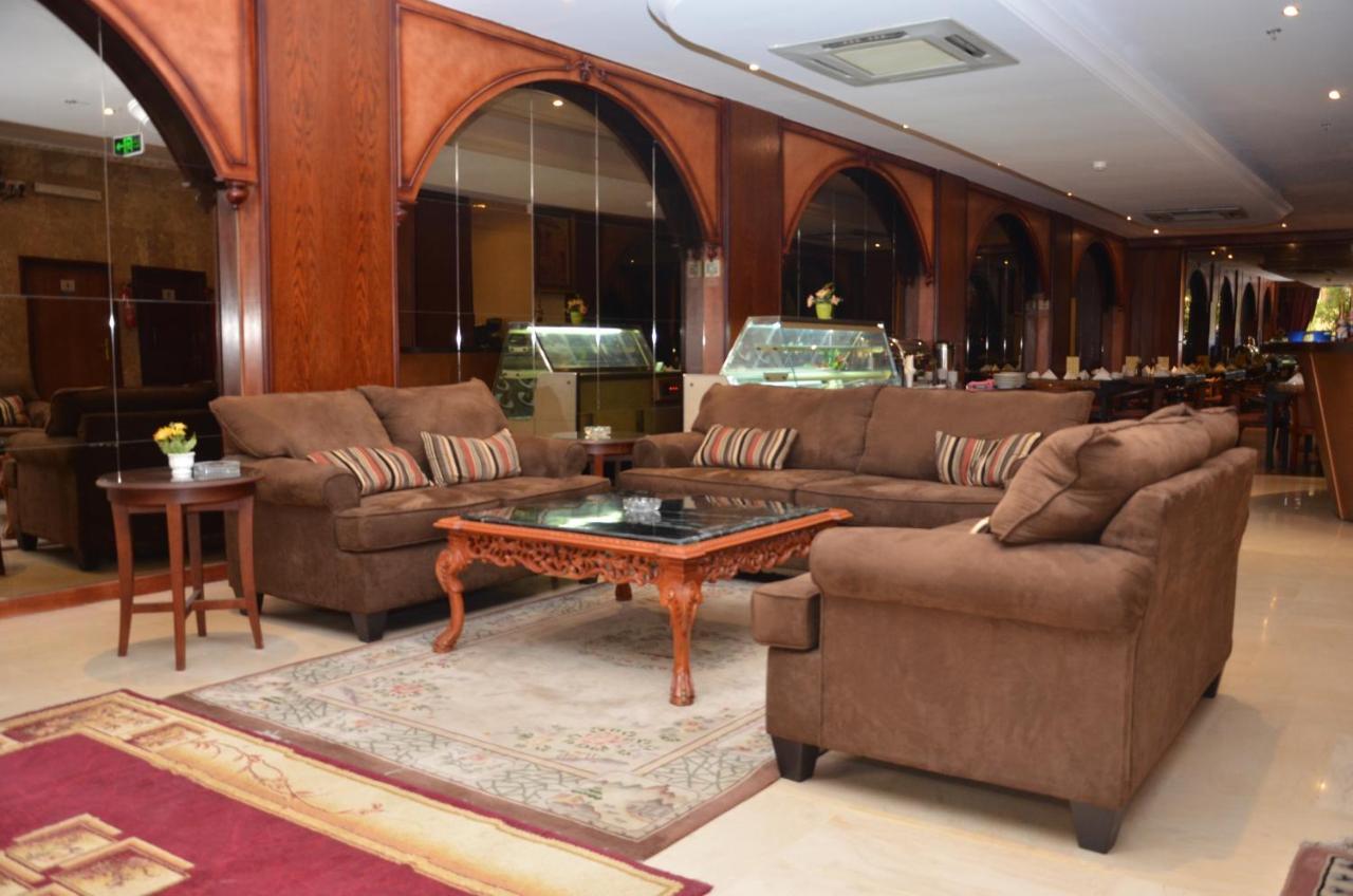 Al Higgi Hotel Yanbu Eksteriør billede